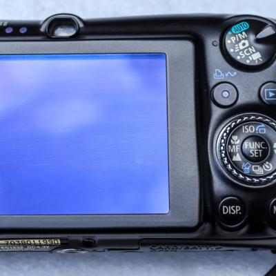 Canon Ixus 980 Von Hinten