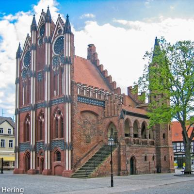 Tangermuende Das Rathaus Von 1430 Zahlt Zu Den Bedeutendsten Profanbauten Der Backsteingotik
