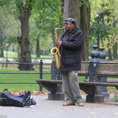 Unbekannter Saxophonist Im Central Park Spielete Eine Superversion Von Desifinado